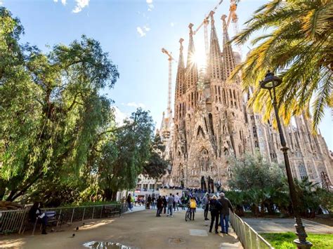 sagrada familia and parc guell tickets